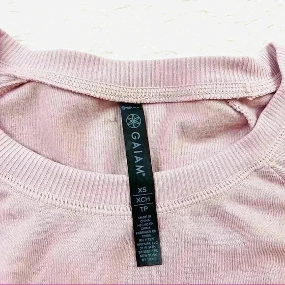 NWT Gaiam Mauve Studio To Street Easy Fit Soft Zip Yoga Top Size XS - Picture 10 of 11